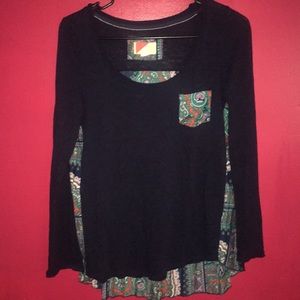 Long Sleeved Patterned shirt